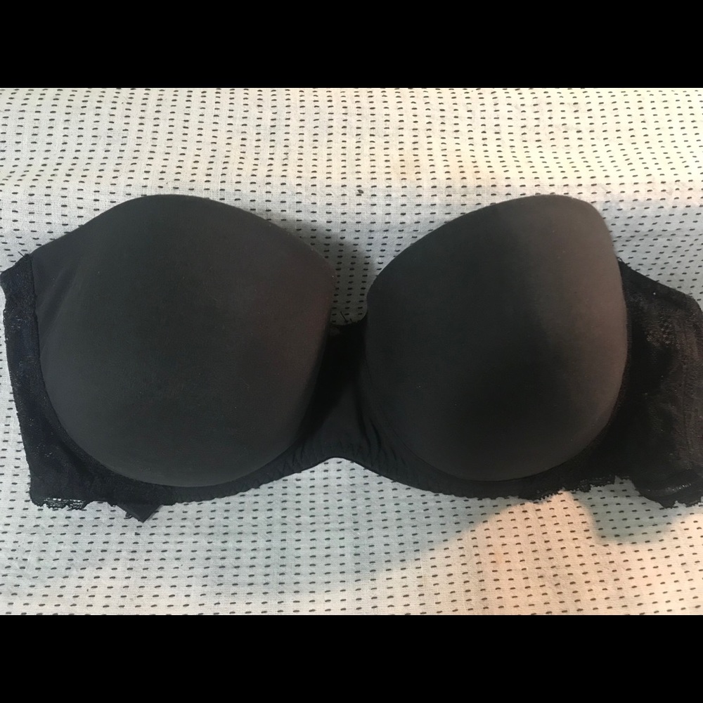 NWOT black strapless bra
